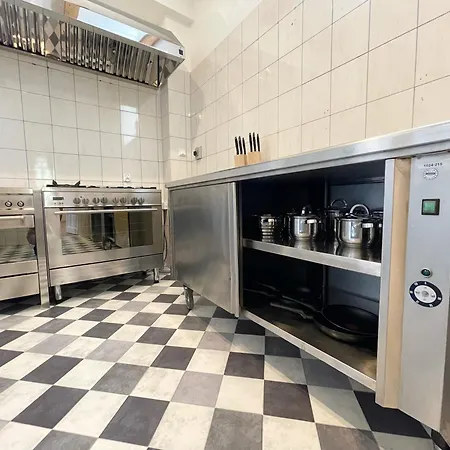 بيت للعطل Dompodkasztanem شكلارسكا بوريبا