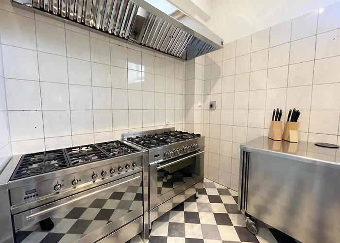 بيت للعطل Dompodkasztanem