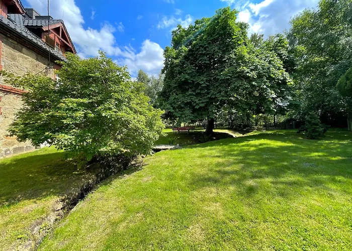 بيت للعطل Dompodkasztanem