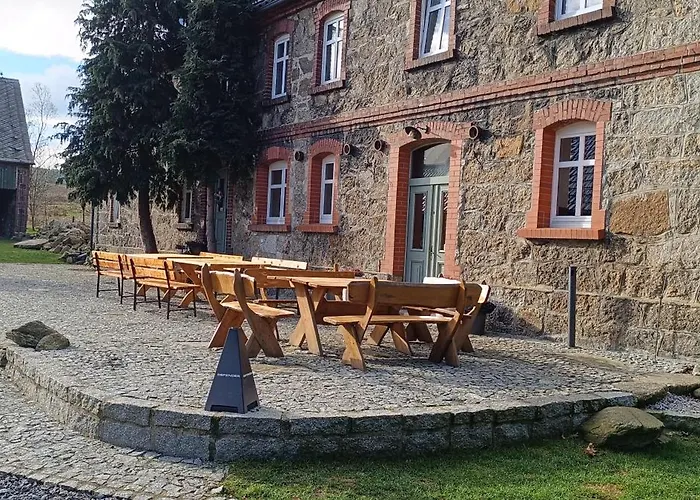 بيت للعطل Dompodkasztanem شكلارسكا بوريبا