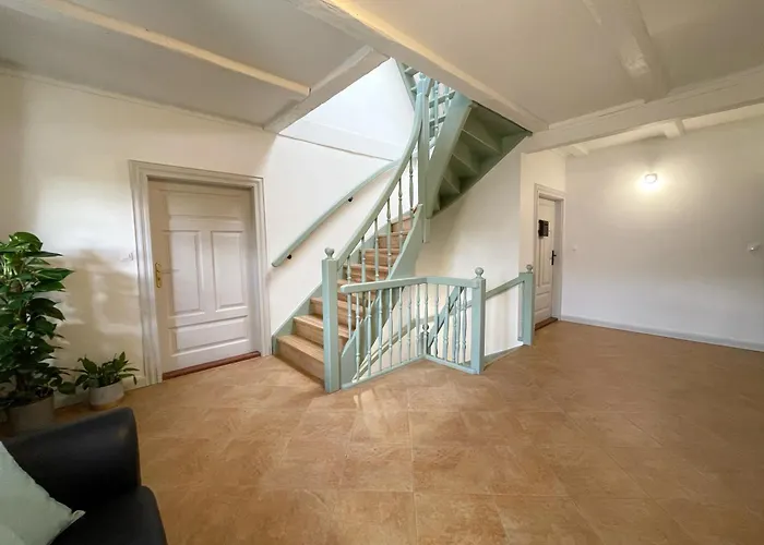 Dompodkasztanem * 斯克拉斯卡波伦巴