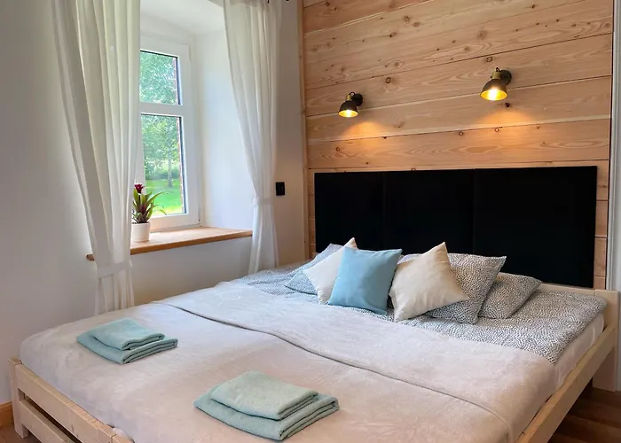 度假居 Dompodkasztanem *